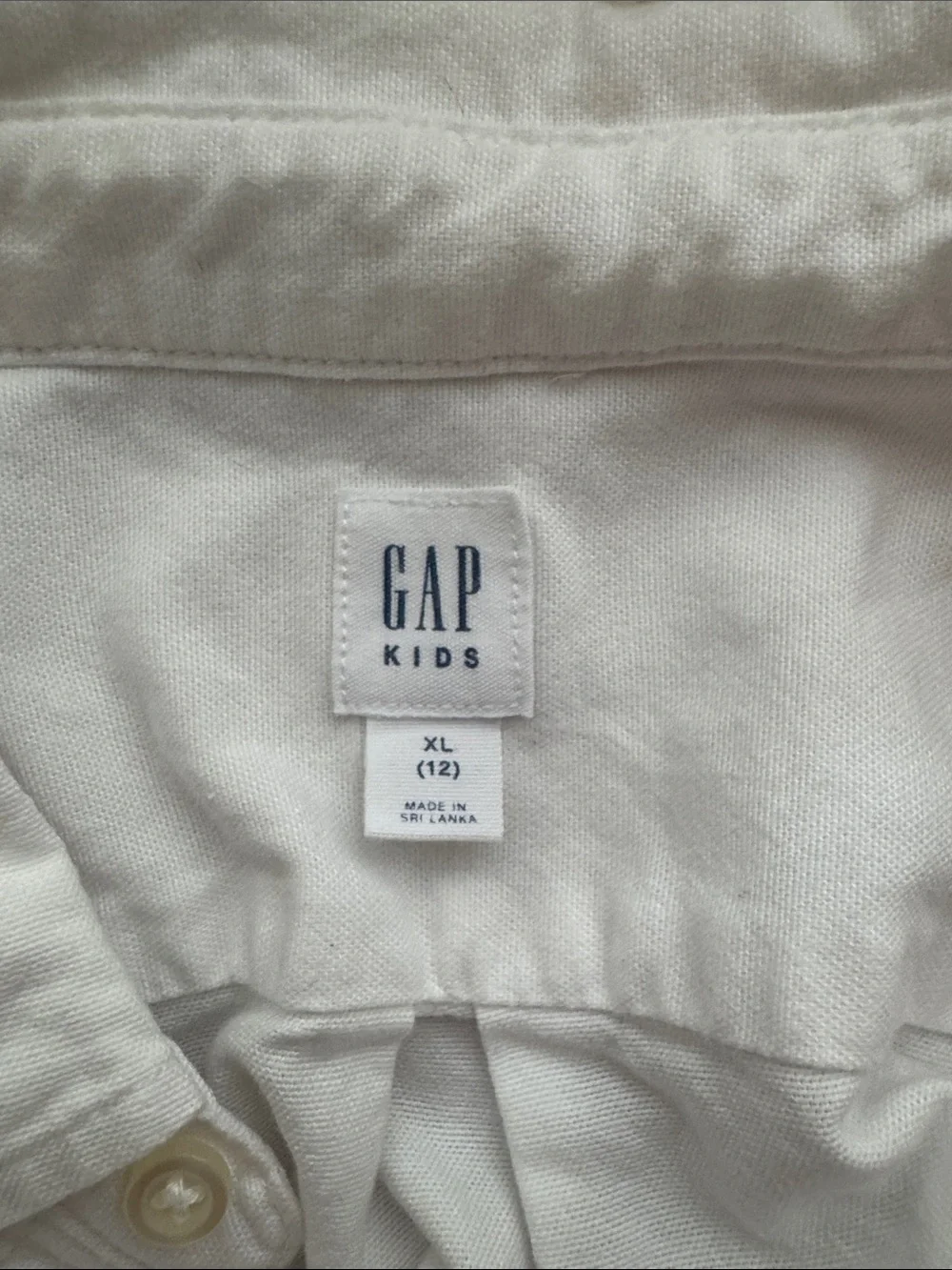 GAP Boy’s Oxford Cloth White Button-Down Pocket Shirt